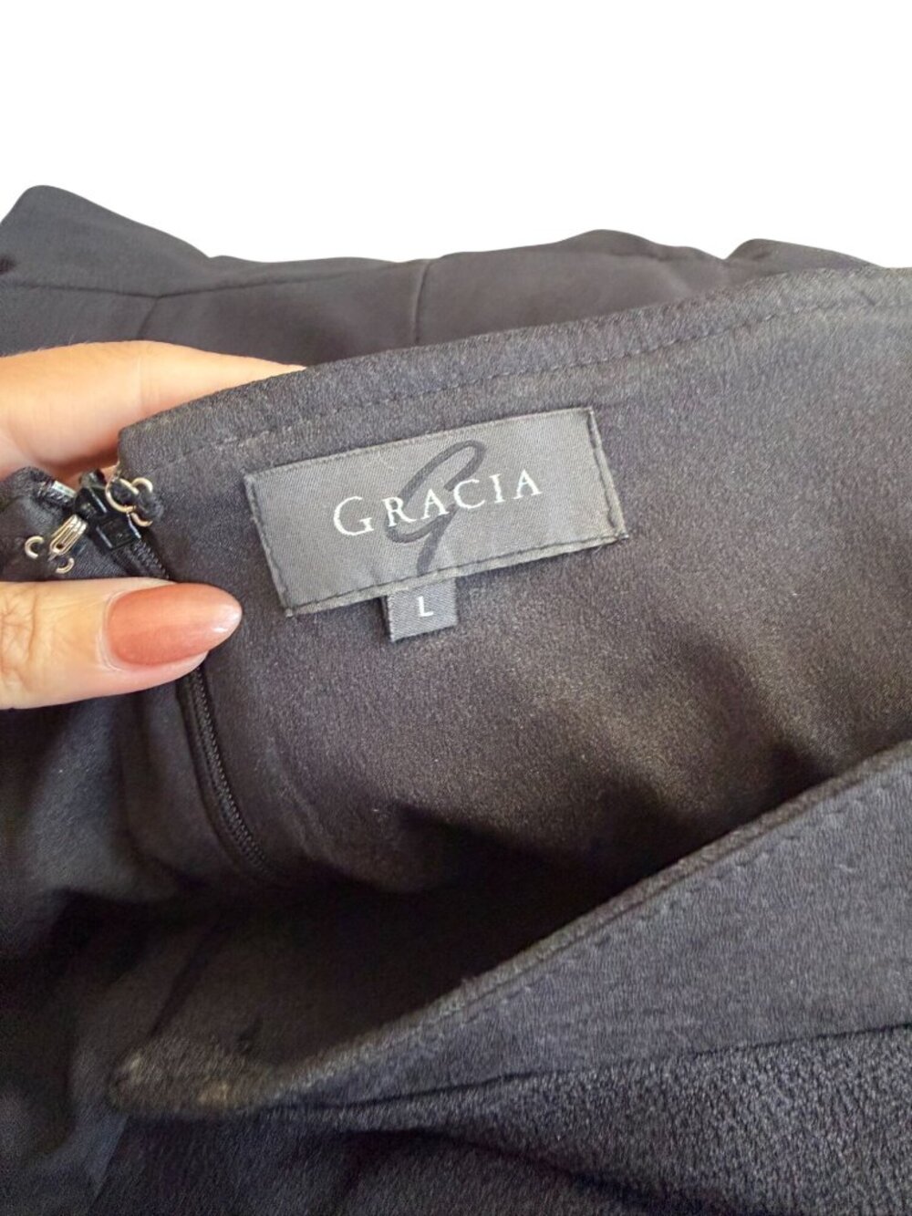 GRACIA Black Button Off the Shoulder Top Size Large - Picture 6 of 6